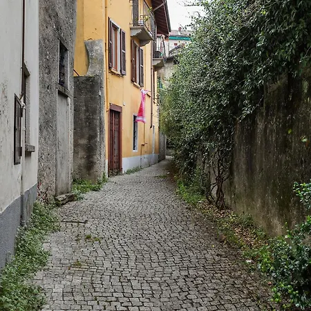 Near Maggiore And Borromean Isles Appartement Intra