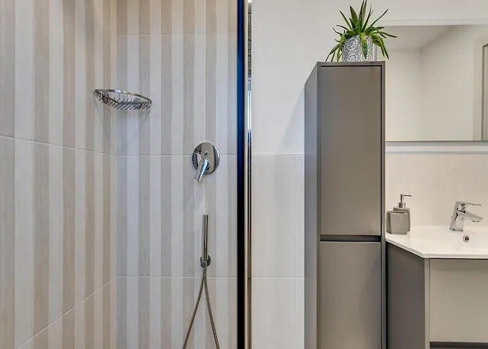 Near Maggiore And Borromean Isles Apartamento Intra